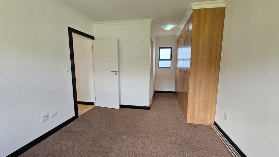 2 Bedroom Property for Sale in Blue Mountain Village Western Cape